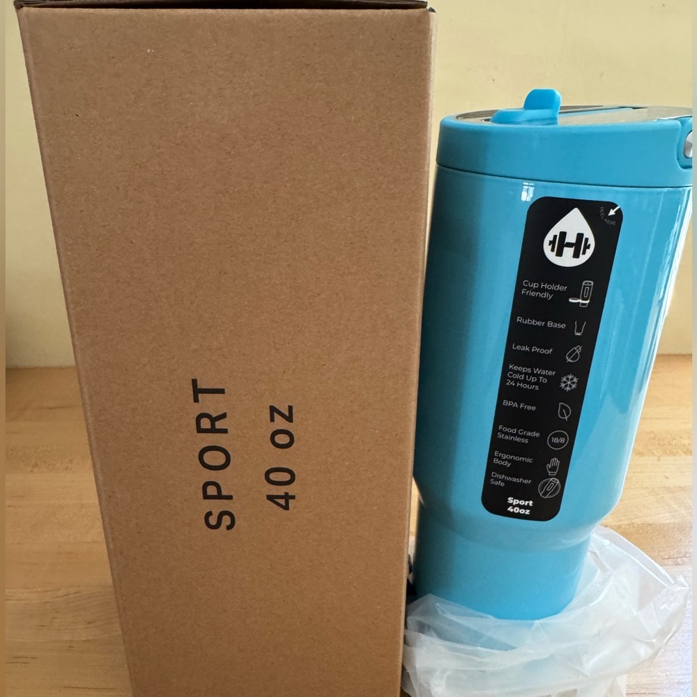 NWT HydroJug 40oz Sport